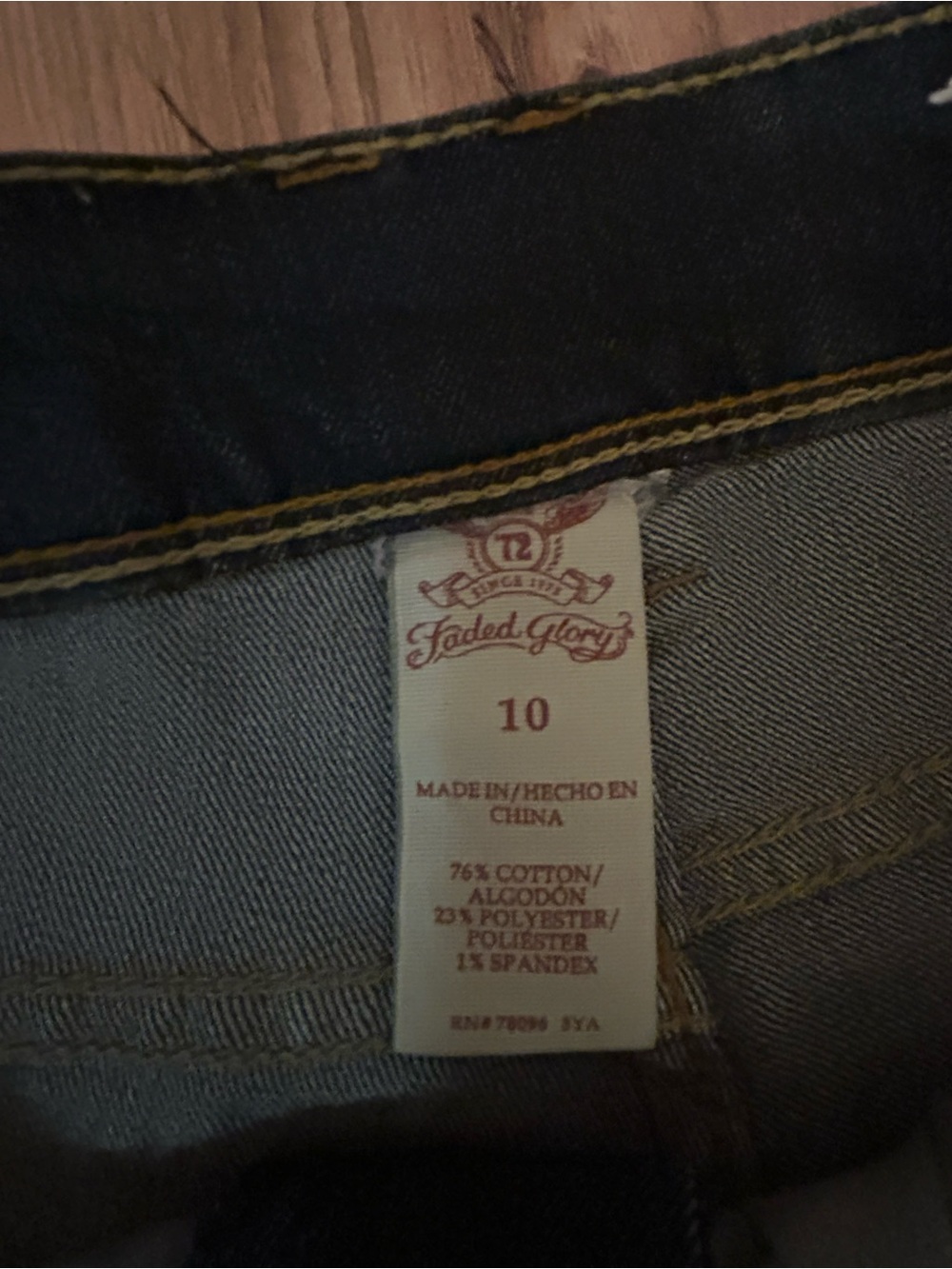 Faded Glory Dark Indigo Rolled Cuff Jean Shorts - Picture 2 of 3